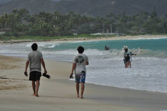 Caminhando pela bela Lanikai Beach, na costa leste de Oahu, no Havaí